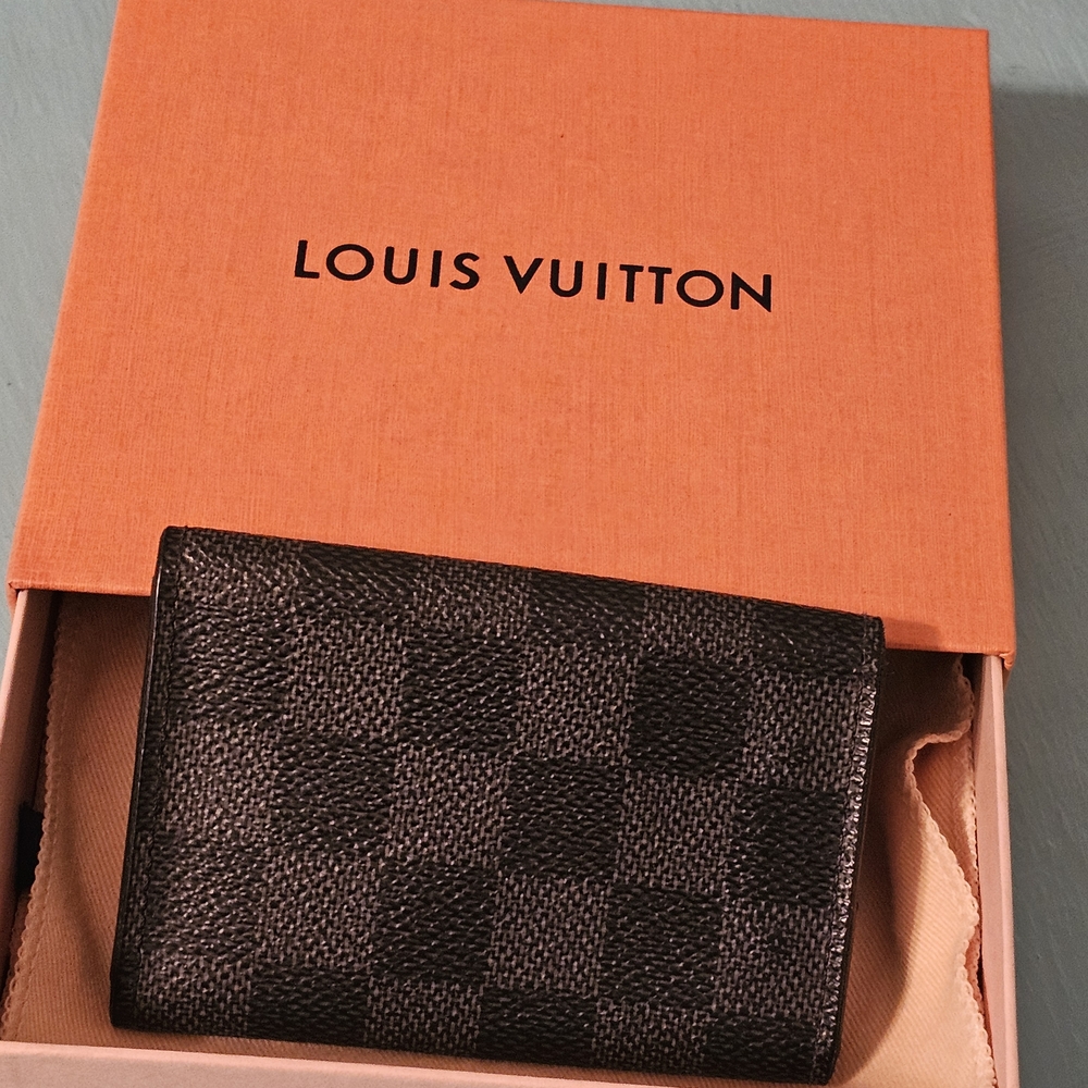 Louis Vuitton Black Damier Canvas 6 Key Holder - Picture 2 of 10